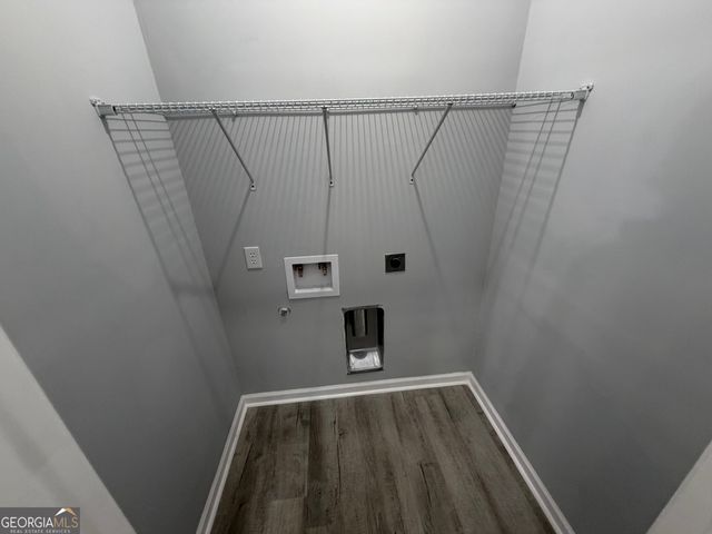 203 Ferrill Street, Savannah, GA 31415