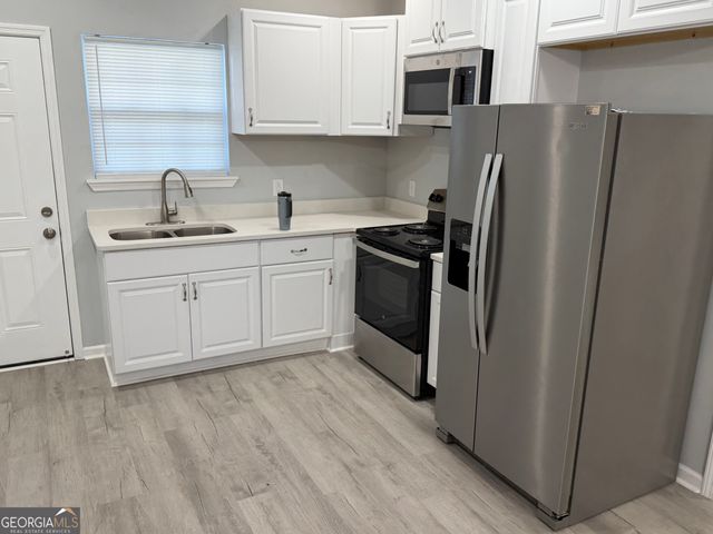 203 Ferrill Street, Savannah, GA 31415