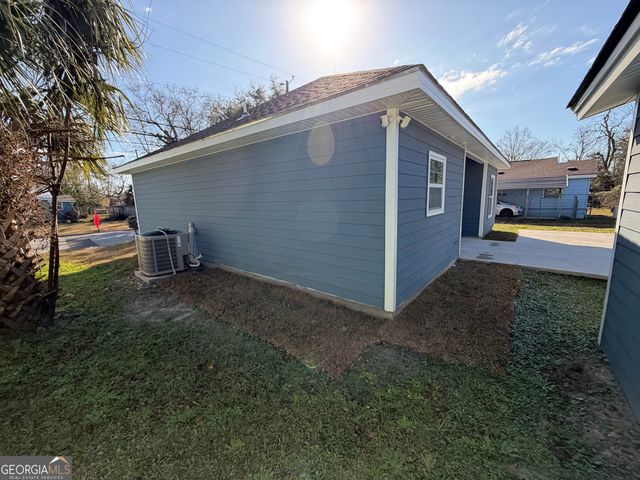 203 Ferrill Street, Savannah, GA 31415