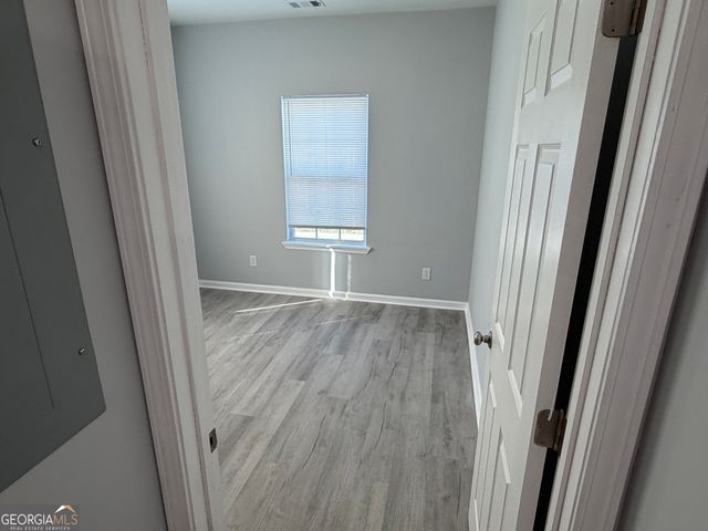 203 Ferrill Street, Savannah, GA 31415