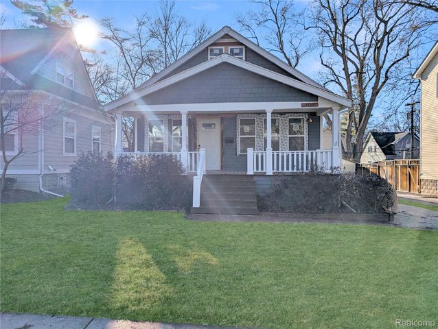 909 Hilldale Drive, Royal Oak, MI 48067