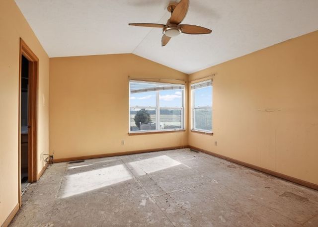 1605 ILES Avenue, Belvidere, IL 61008