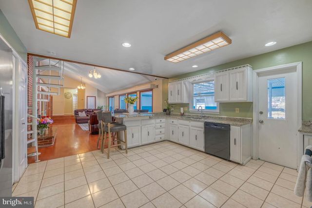 12 BAUGHMAN CT, Silver Spring, MD 20906