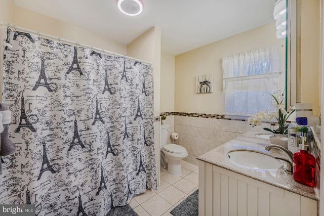 12 BAUGHMAN CT, Silver Spring, MD 20906