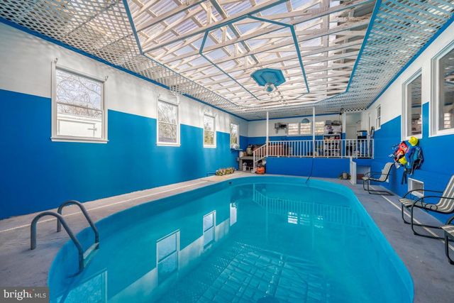 12 BAUGHMAN CT, Silver Spring, MD 20906