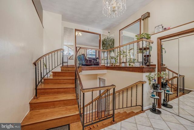 12 BAUGHMAN CT, Silver Spring, MD 20906