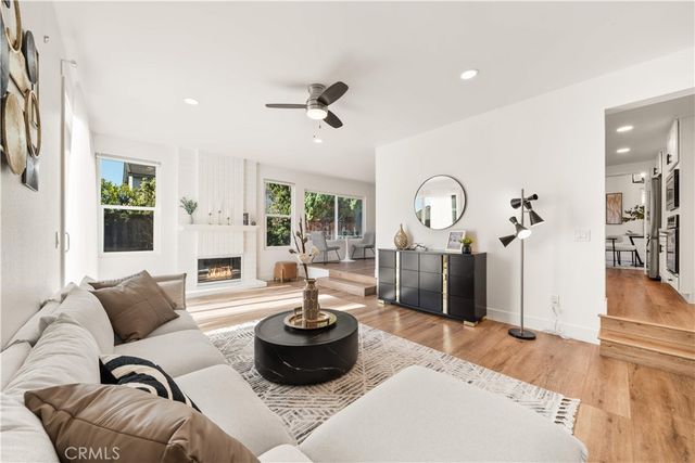 17 Blazing Star, Irvine, CA 92604