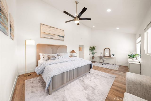 17 Blazing Star, Irvine, CA 92604