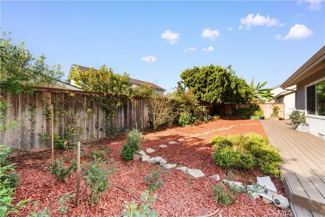 17 Blazing Star, Irvine, CA 92604