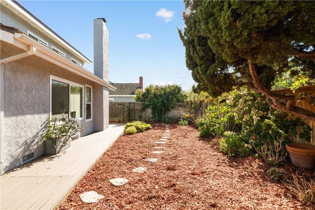 17 Blazing Star, Irvine, CA 92604