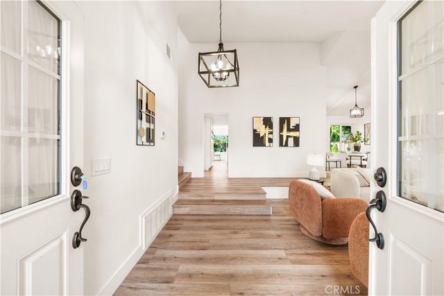 17 Blazing Star, Irvine, CA 92604