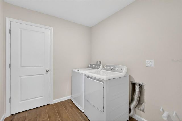 3710 MALAD WAY, Tavares, FL 32778