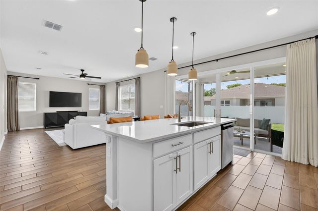 3710 MALAD WAY, Tavares, FL 32778
