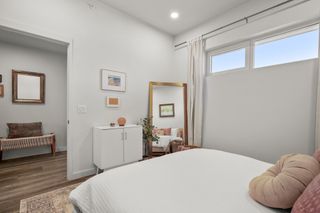 4004 Banister LN 202, Austin, TX 78704