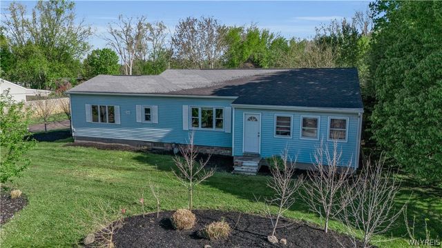 5565 Ridge Road, Newfane, NY 14094