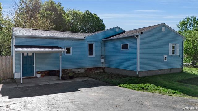 5565 Ridge Road, Newfane, NY 14094