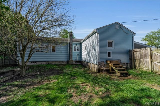 5565 Ridge Road, Newfane, NY 14094