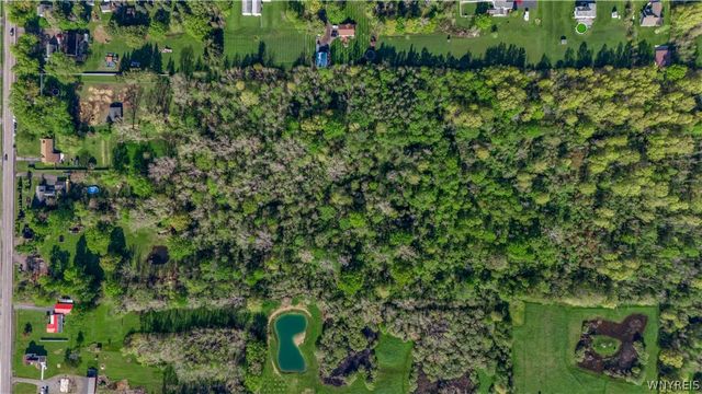 5565 Ridge Road, Newfane, NY 14094