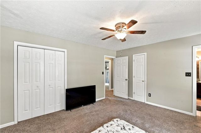 105 Gwenellen Drive, Locust Grove, GA 30248
