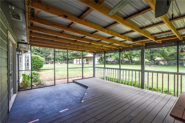 105 Gwenellen Drive, Locust Grove, GA 30248