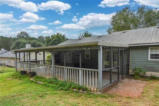 105 Gwenellen Drive, Locust Grove, GA 30248