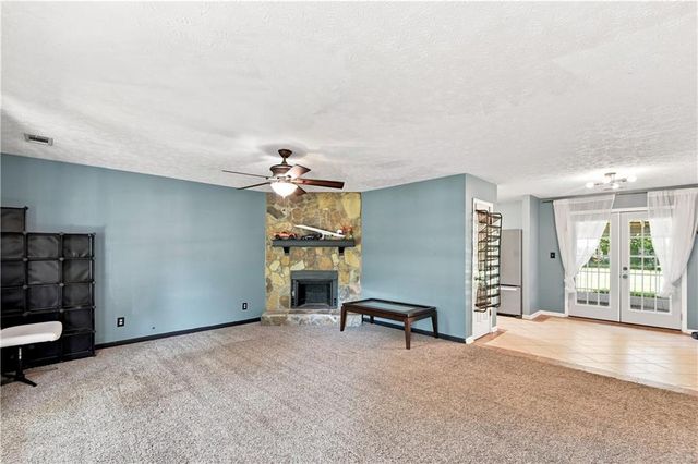 105 Gwenellen Drive, Locust Grove, GA 30248