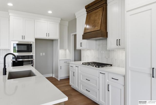 16624 Abigail Street, Bennington, NE 68007