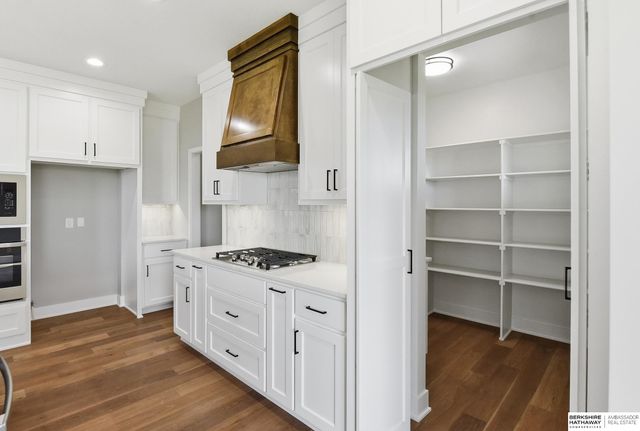 16624 Abigail Street, Bennington, NE 68007