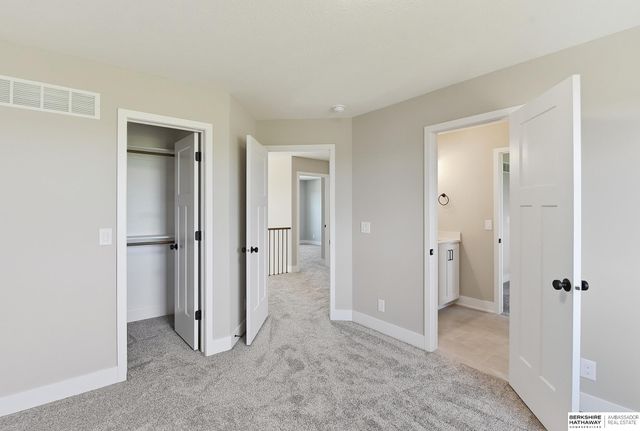 16624 Abigail Street, Bennington, NE 68007