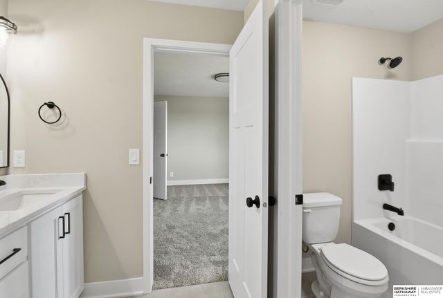 16624 Abigail Street, Bennington, NE 68007