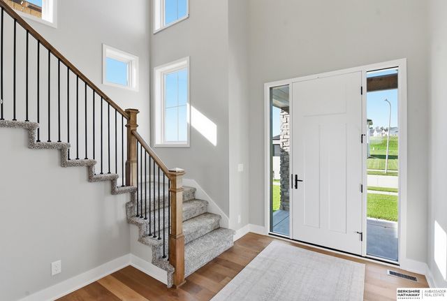 16624 Abigail Street, Bennington, NE 68007