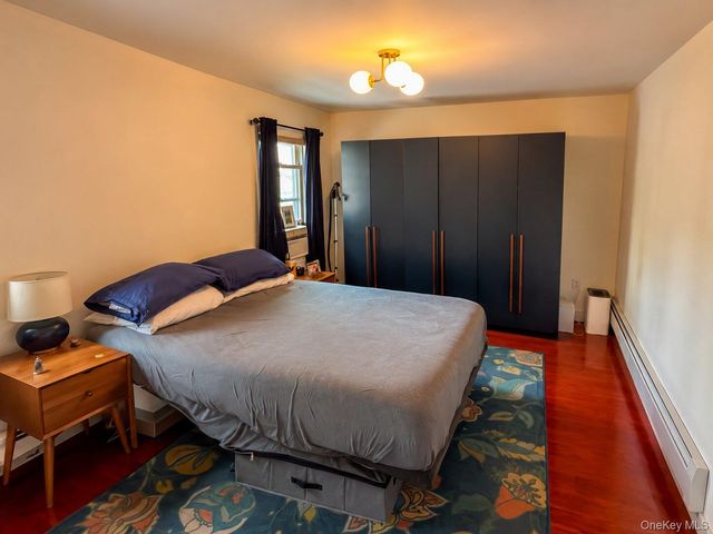 15038 Grand Central Parkway, Jamaica, NY 11432