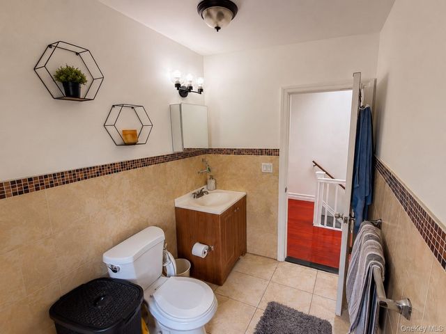 15038 Grand Central Parkway, Jamaica, NY 11432