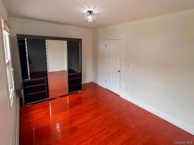 15038 Grand Central Parkway, Jamaica, NY 11432