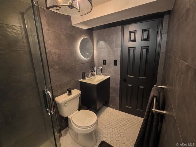 15038 Grand Central Parkway, Jamaica, NY 11432