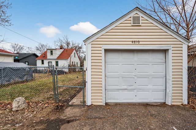 4810 Dupont Avenue N, Minneapolis, MN 55430