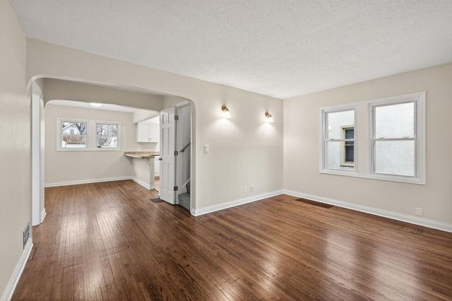 4810 Dupont Avenue N, Minneapolis, MN 55430