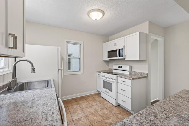 4810 Dupont Avenue N, Minneapolis, MN 55430