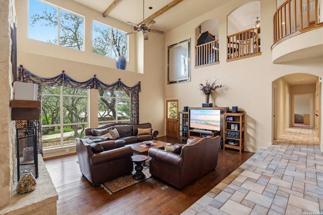 3605 Running Spgs, San Antonio, TX 78261