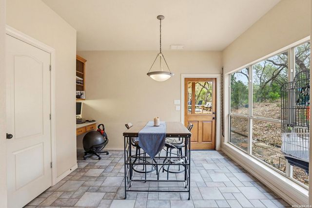 3605 Running Spgs, San Antonio, TX 78261