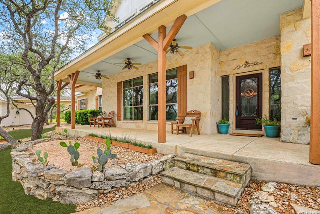 3605 Running Spgs, San Antonio, TX 78261