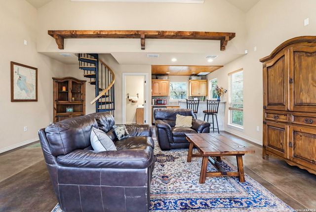 3605 Running Spgs, San Antonio, TX 78261