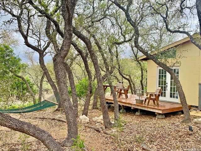 3605 Running Spgs, San Antonio, TX 78261