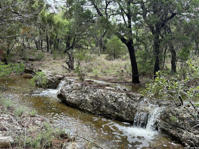 3605 Running Spgs, San Antonio, TX 78261