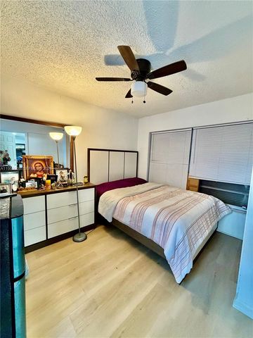 518 NW 47th Ct, Oakland Park, FL 33309