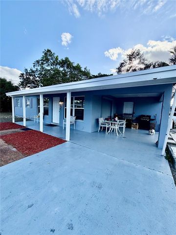 518 NW 47th Ct, Oakland Park, FL 33309