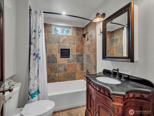 1819 Sunnyside Boulevard, Lake Stevens, WA 98258