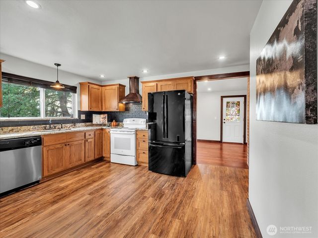 1819 Sunnyside Boulevard, Lake Stevens, WA 98258