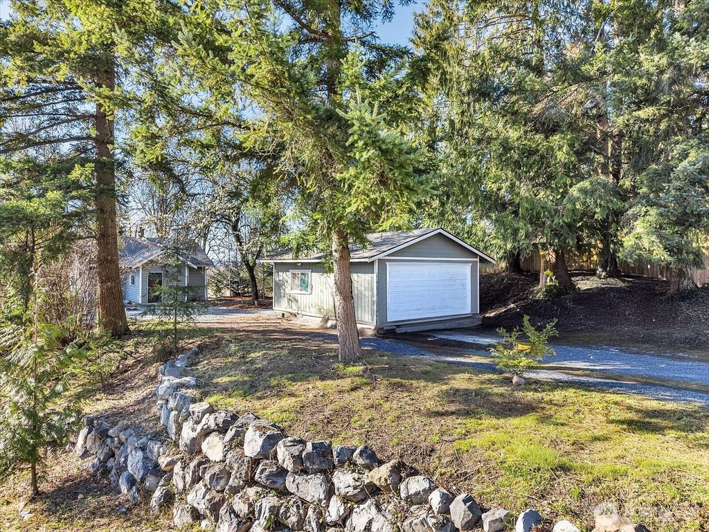 1819 Sunnyside Boulevard, Lake Stevens, WA 98258
