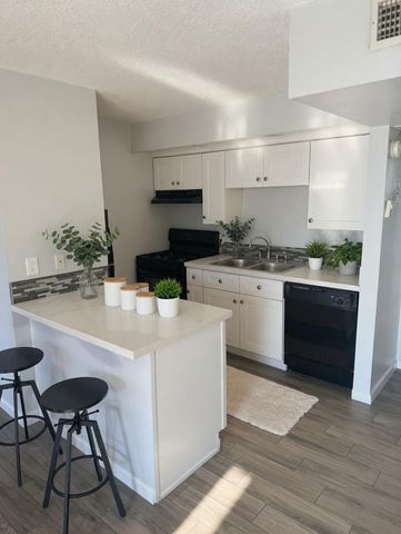 6320 N 16th Street 19, Phoenix, AZ 85016